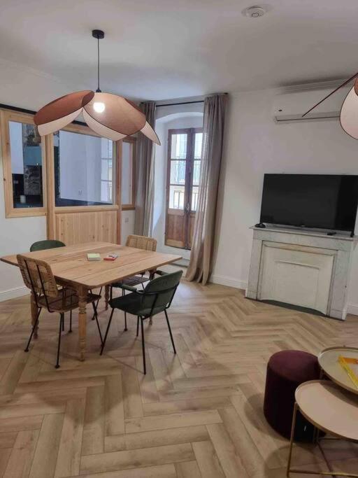 Appartement Au Coeur De La Ville Corte (Corsica) Exterior foto